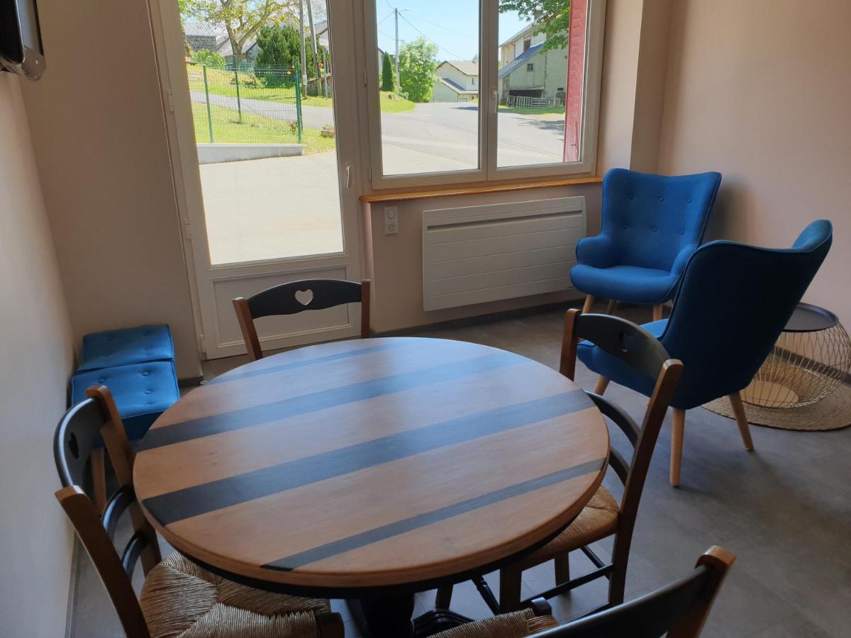 Apartamento T2 Chez Le Marechal A Nébouzat Exterior foto